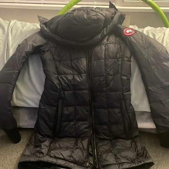 Canada goose size S black Ellison jacket women’s - Picture 4 of 8